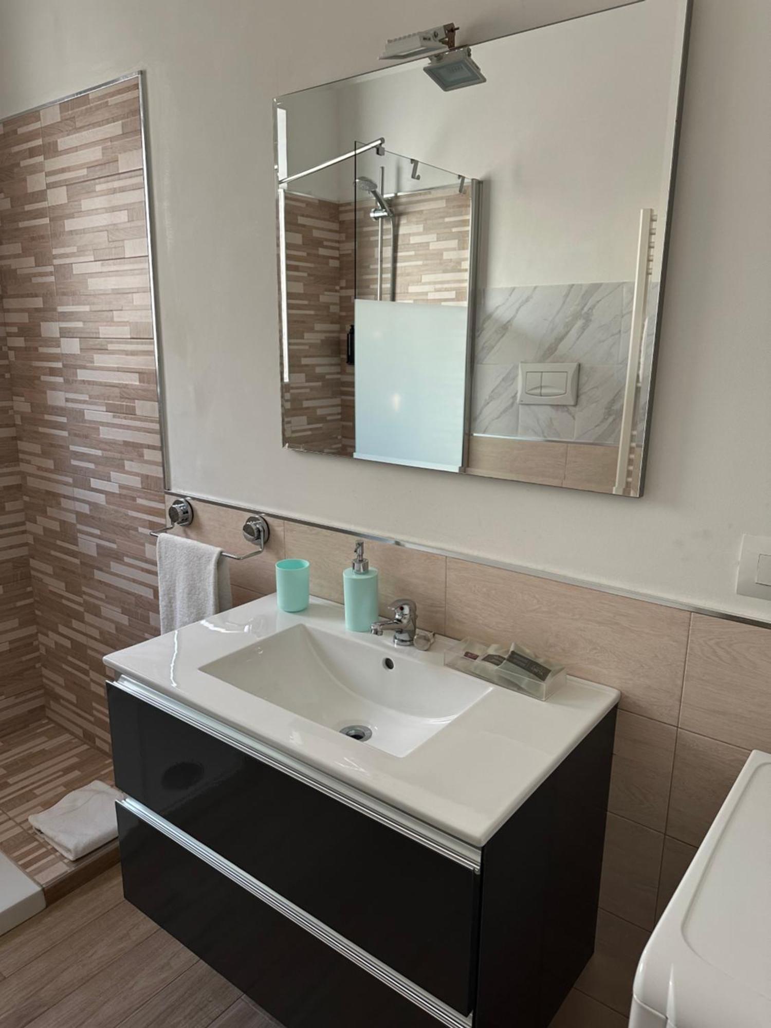 Toi Apartments Brindisi Bagian luar foto