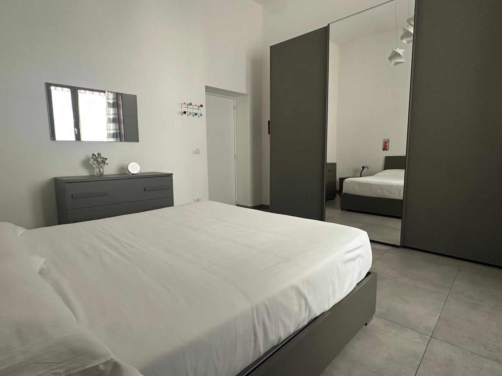 Toi Apartments Brindisi Bagian luar foto